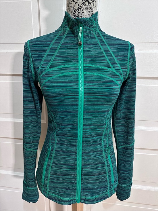 lululemon athletica Jackets & Blazers - Lululemon Define Jacket Size 6 Cyber Jungle Green Hero Blue Flattering Fit $128